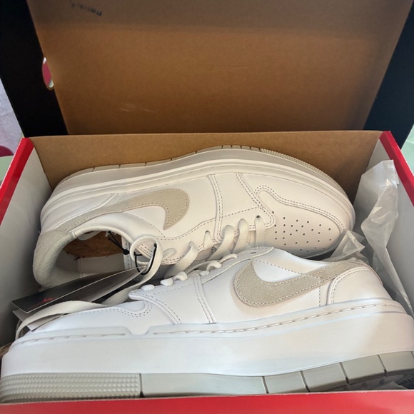 New in Box Nike Air Jordan 1 Elevate Low sneaker platform size 9 white grey gray - Picture 7 of 16
